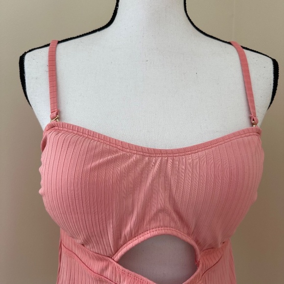 *TIME AND TRU* Pink Swim Top Size Large (12-14) - Picture 5 of 7